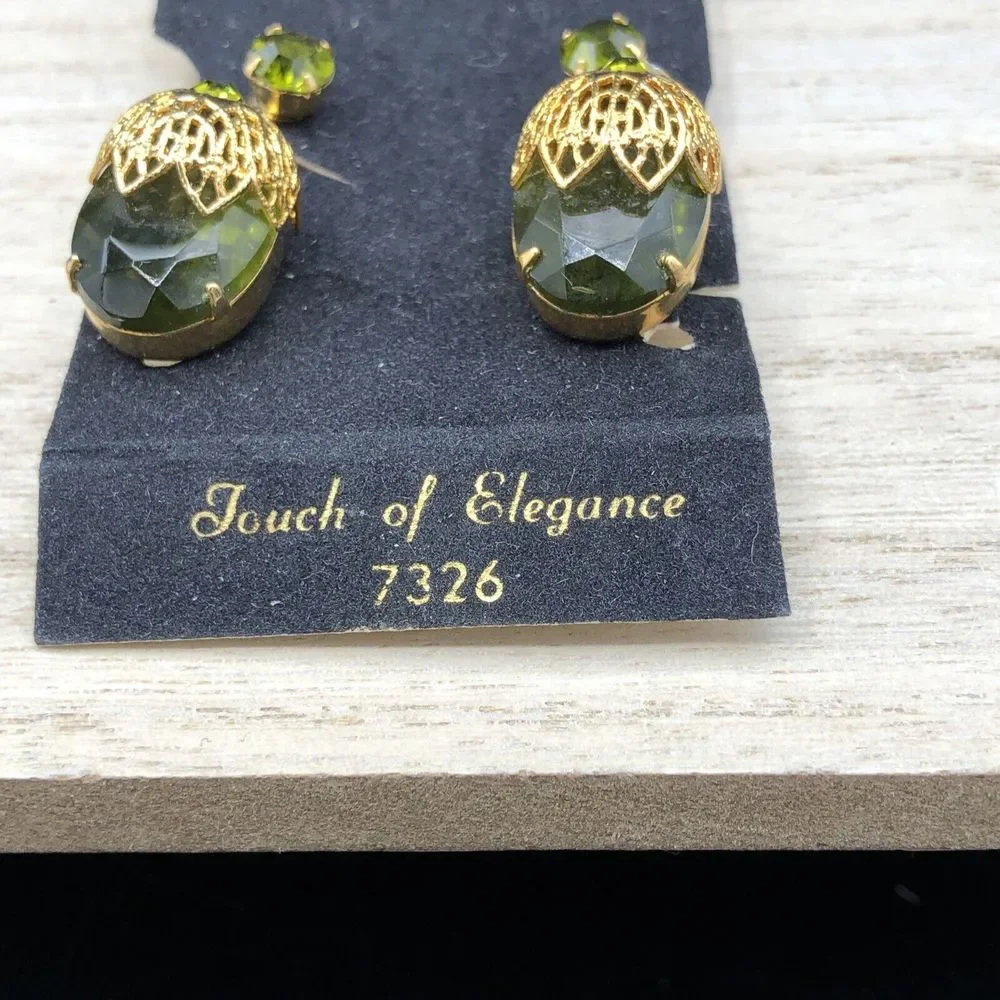 Vintage Sarah Coventry Earrings TOUCH OF ELEGANCE 7326 Green Rhinestone Clip On‎